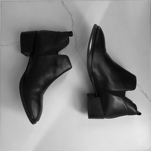 Seychelles leather Chelsea low heel boots